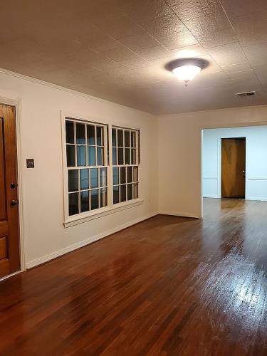 2509 North 31st Street Waco, TX 76708 - Photo 9 of 10