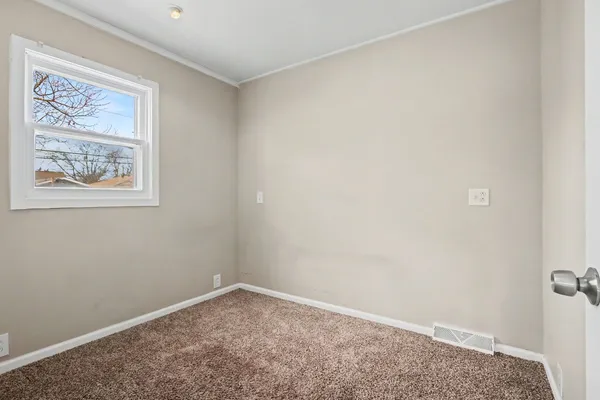 $212,000 | 309 South May Street, Joliet, IL 60436