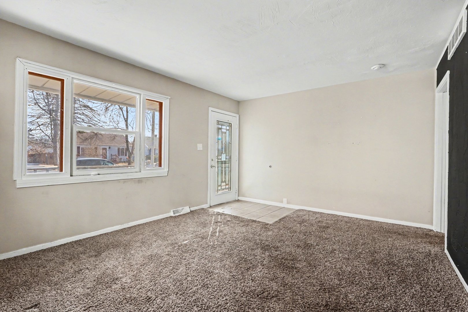 309 South May Street Joliet, IL 60436 - Photo 2 of 15