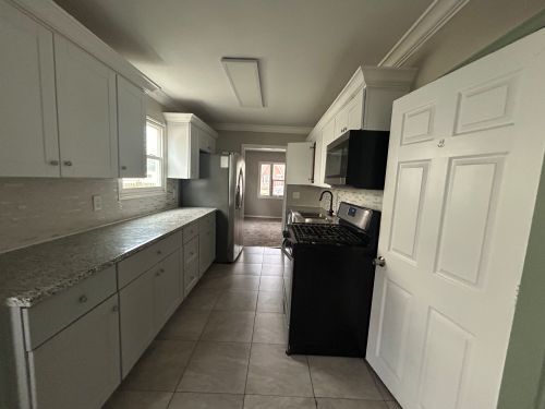 309 South May Street Joliet, IL 60436 - Photo 4 of 15