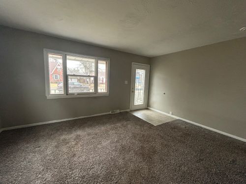 309 South May Street Joliet, IL 60436 - Photo 5 of 15