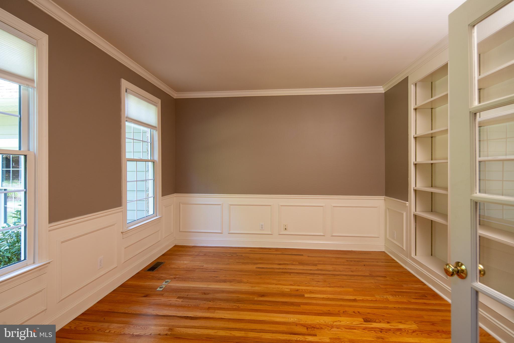 5708 Ridgeview Drive Doylestown, PA 18902 - Photo 7 of 37 In-home Office/Den w/custom Millwork & Mouldings