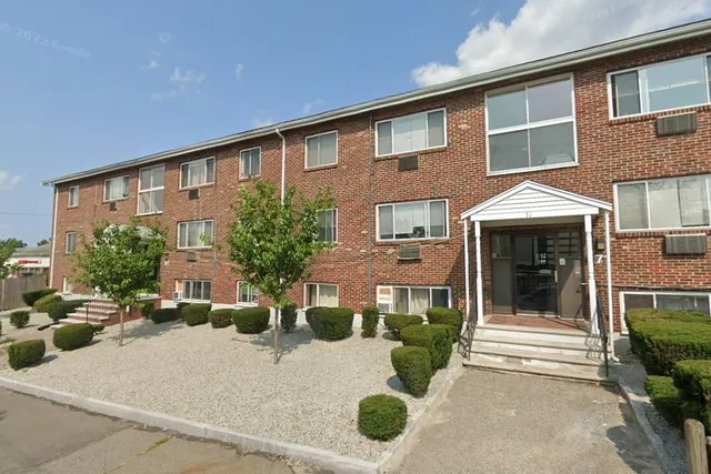 $2,150 | 71 Pond Street, Unit 21A, Quincy, MA 02169