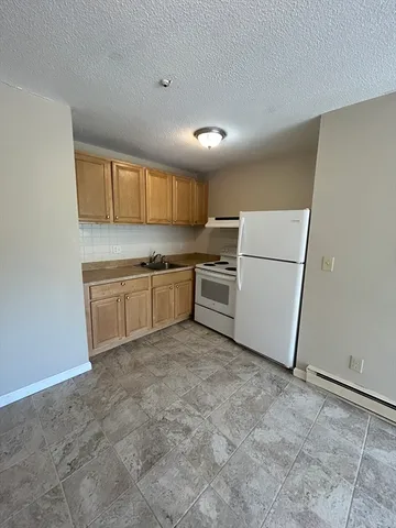 $2,150 | 71 Pond Street, Unit 21A, Quincy, MA 02169