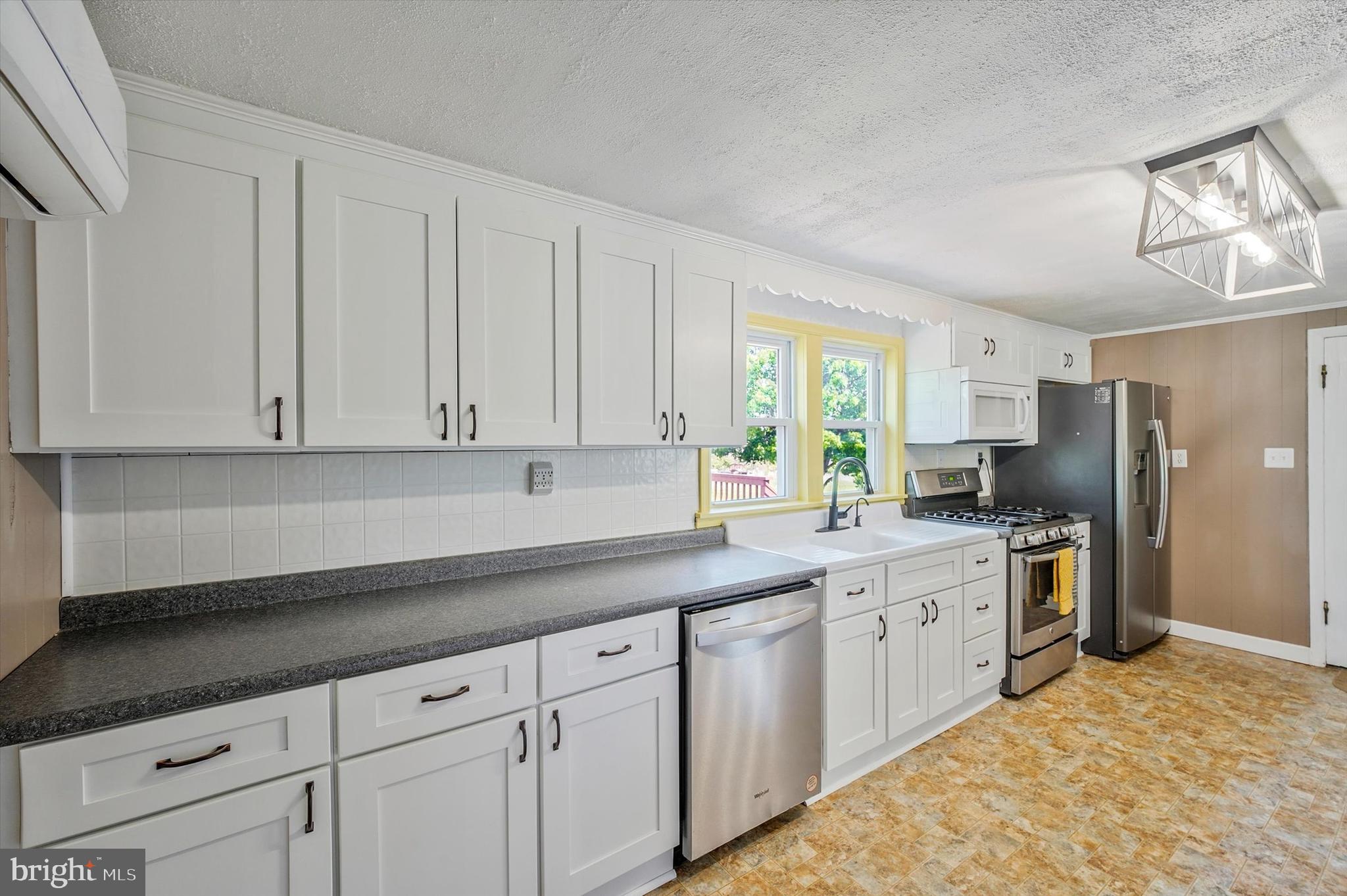 8022 Apples Church Road Thurmont, MD 21788 - Photo 10 of 47 Kitchen