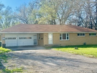 1425 South Fairview Avenue Decatur, IL 62521 - Photo 1 of 13