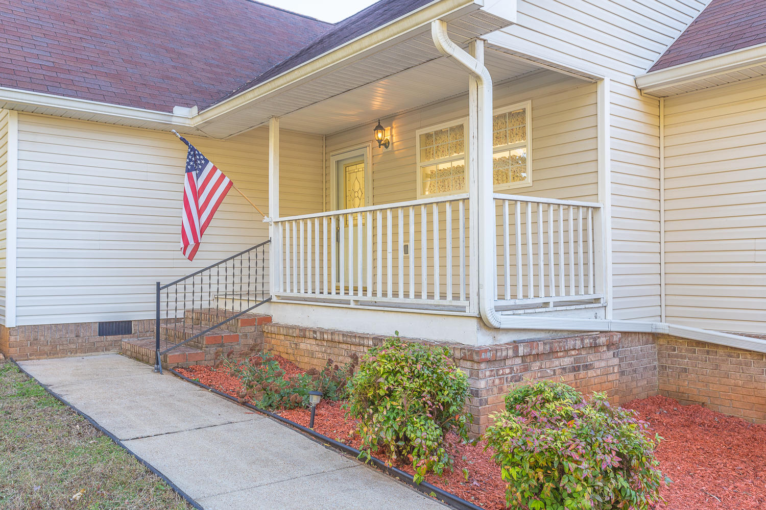 1501 Ridge Point Road Hixson, TN 37343 - Photo 2 of 40 1501 Ridge Point-19