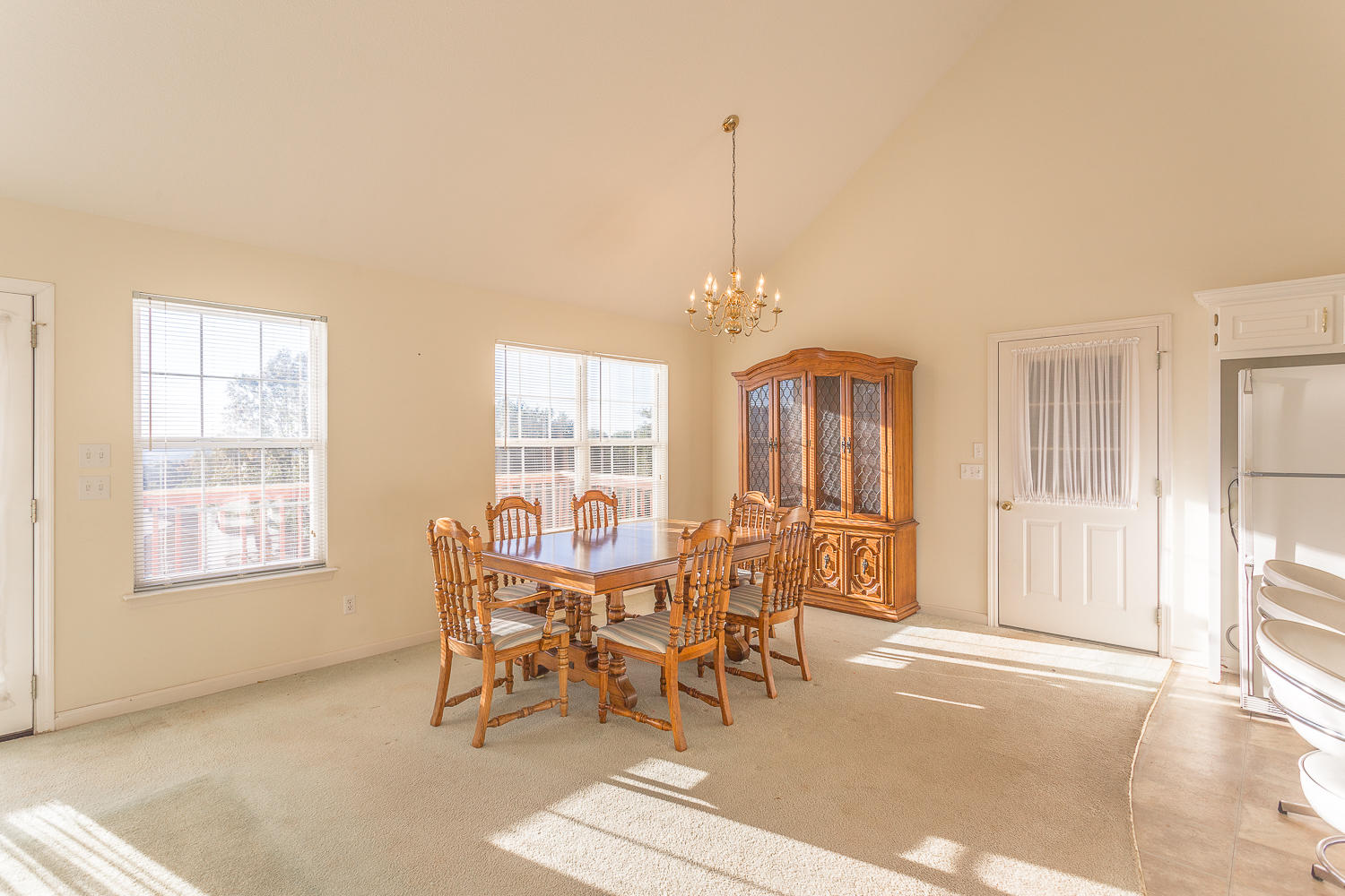 1501 Ridge Point Road Hixson, TN 37343 - Photo 5 of 40 1501 Ridge Point-38