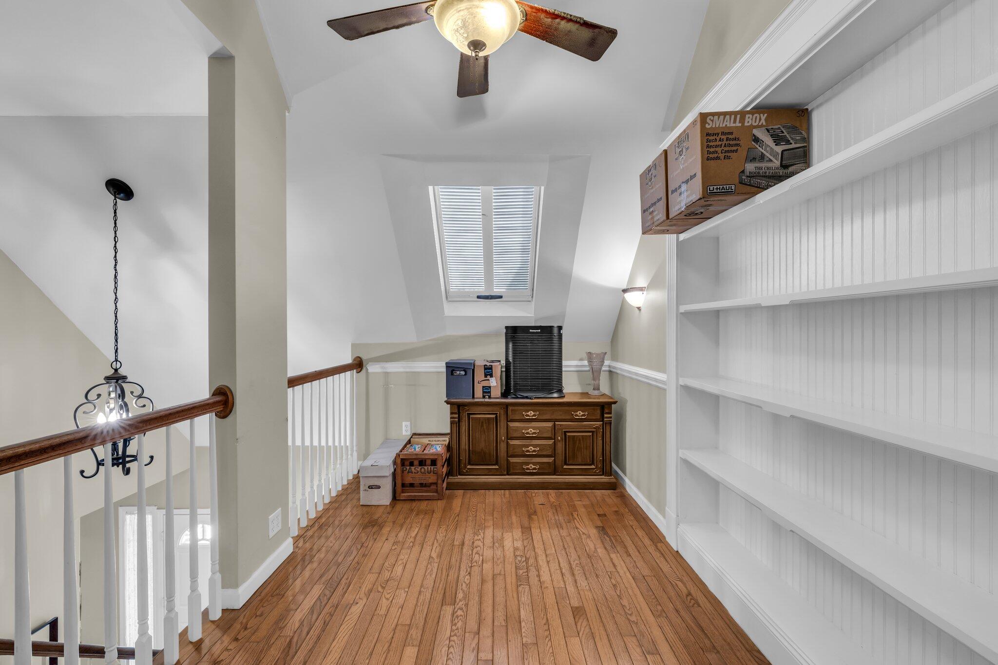 64 Warren Street Rossville, GA 30741 - Photo 20 of 27 Upstairs Sitting Area