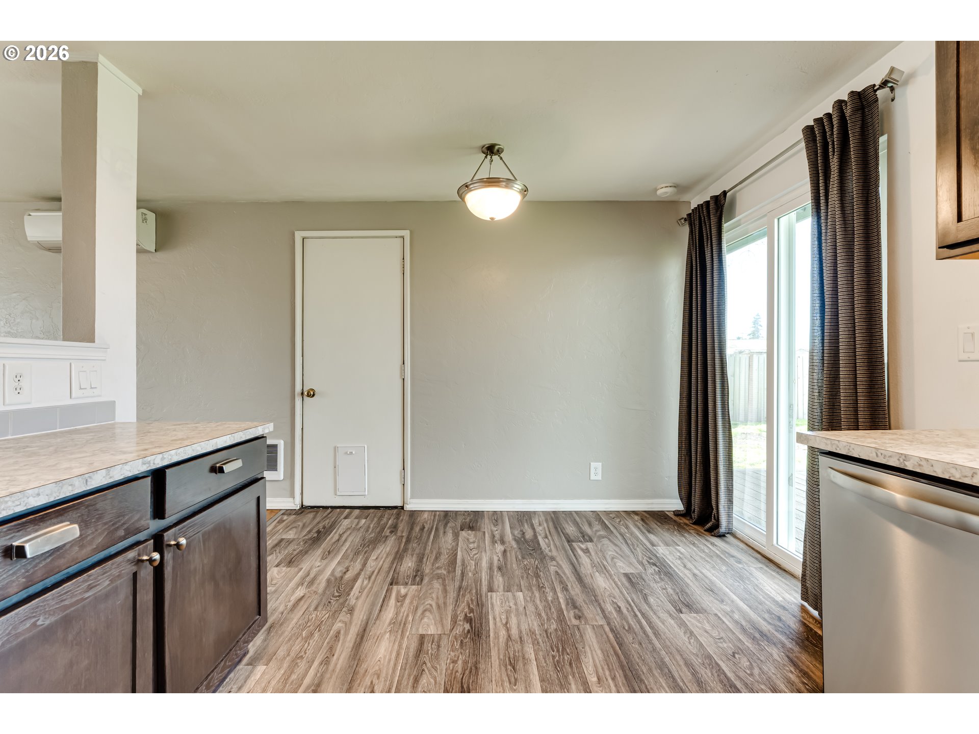 432 40th Street Springfield, OR 97478 - Photo 10 of 26