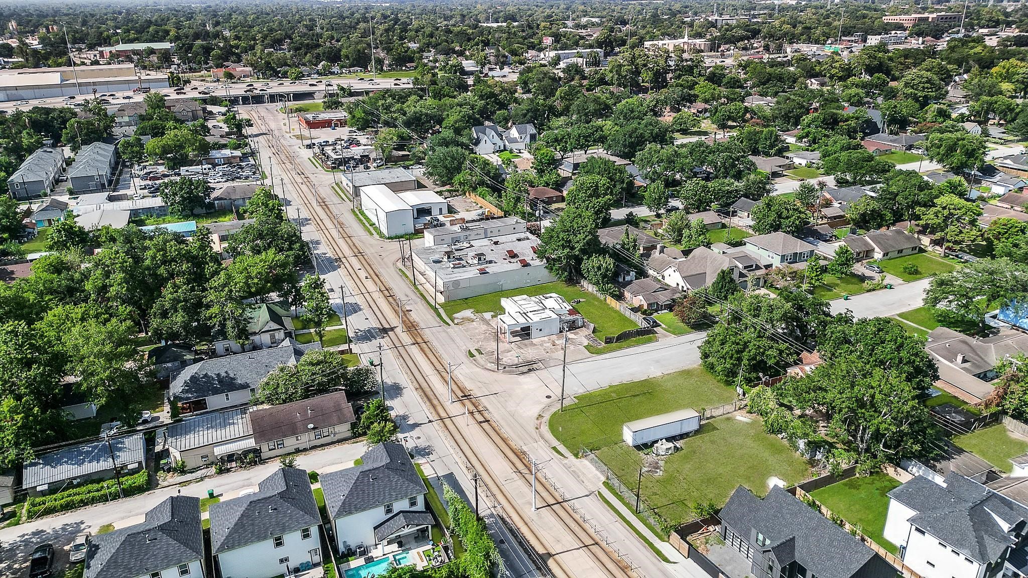 5510 Fulton Street Houston, TX 77009 - Photo 9 of 10 an aerial view of a city