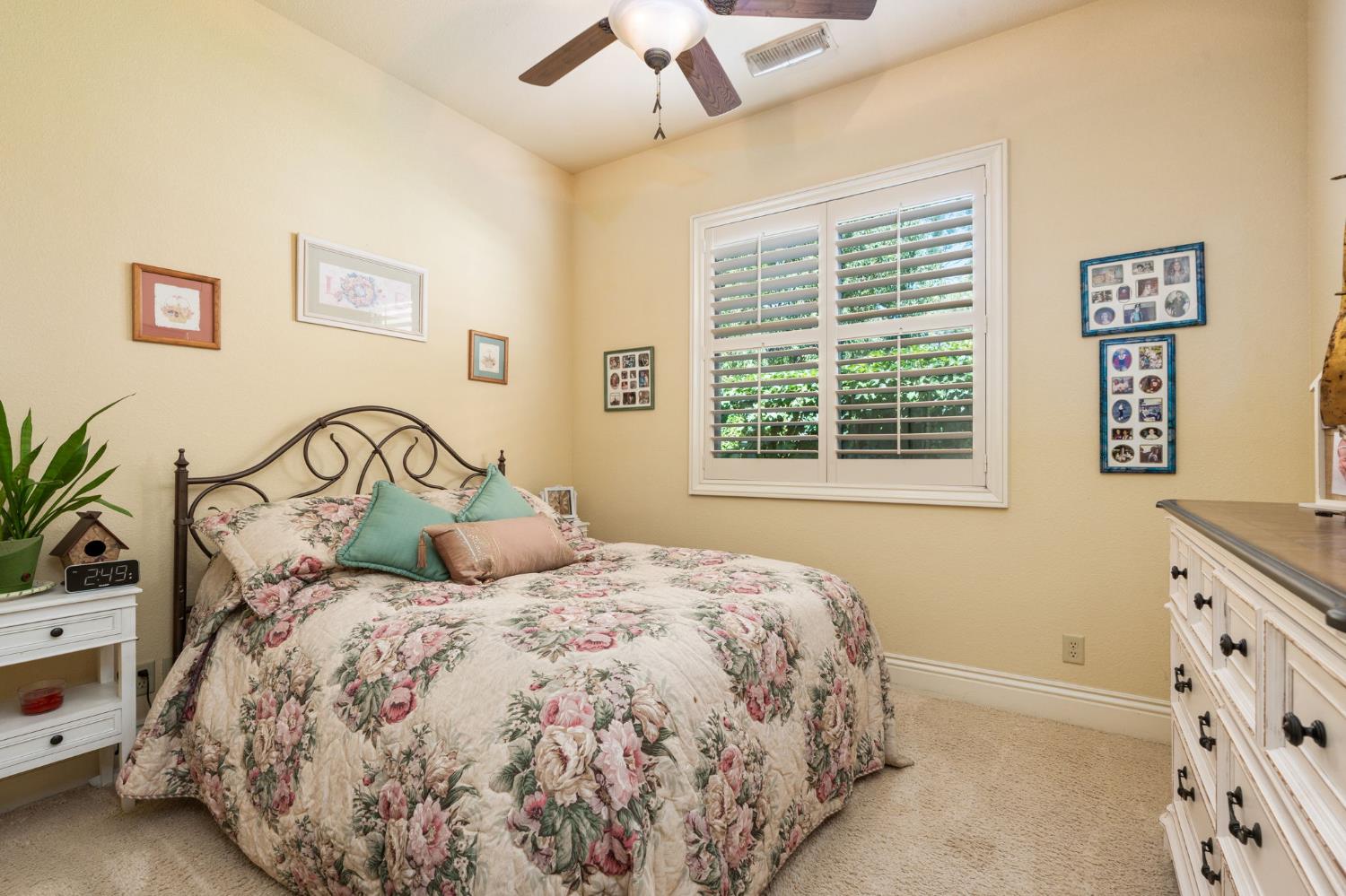 1823 Decatur Avenue Clovis, CA 93611 - Photo 36 of 68