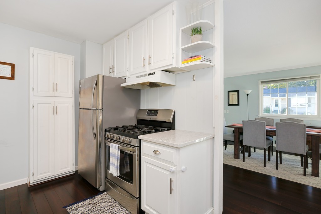 10 Robin Road Westborough, MA 01581 - Photo 7 of 25 Gallery Image 7