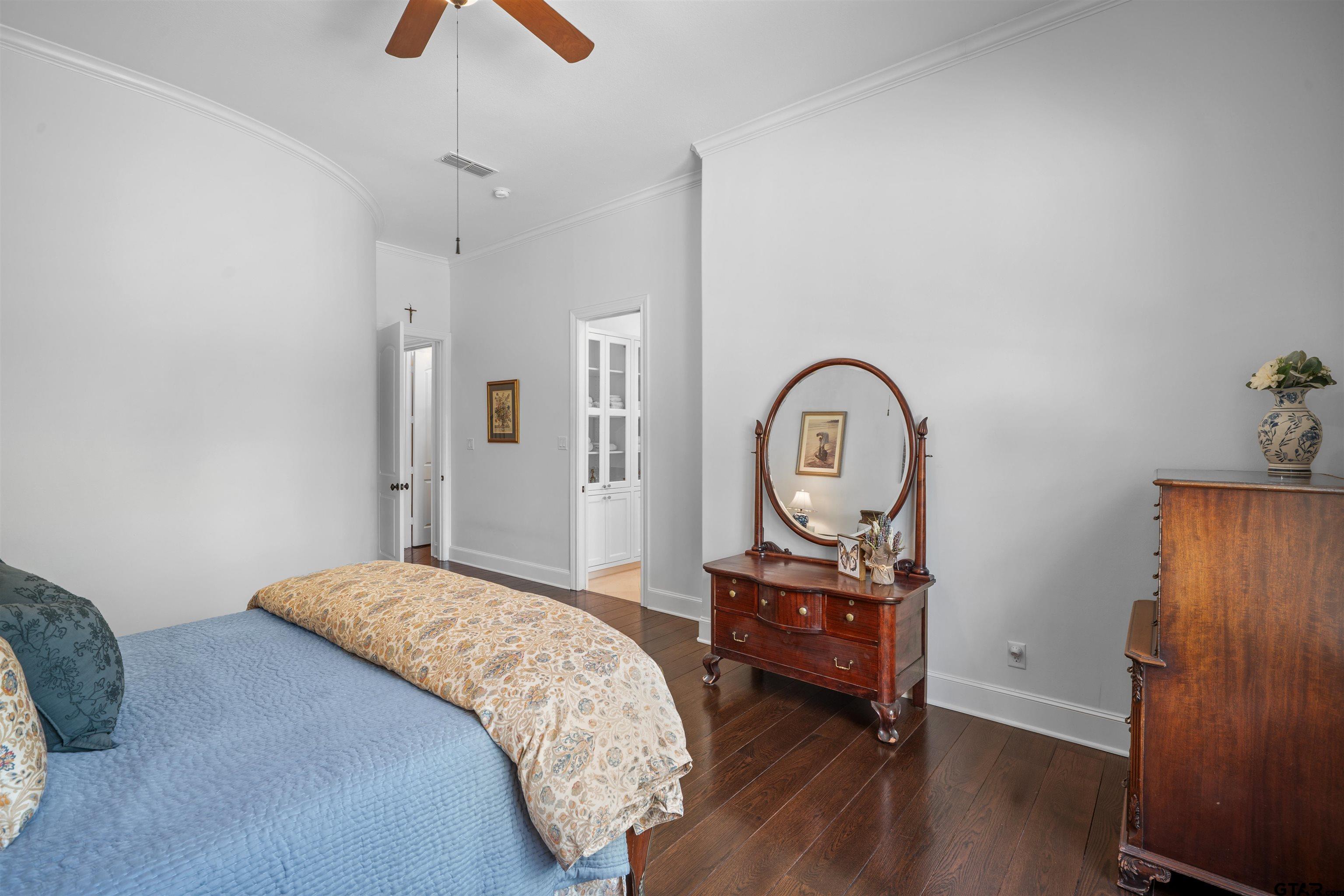 2015 Stonegate Valley Drive Tyler, TX 75703 - Photo 19 of 48