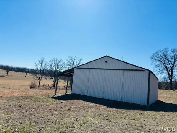 $743,900 | 207 Center Point Road, Steelville, MO 65565