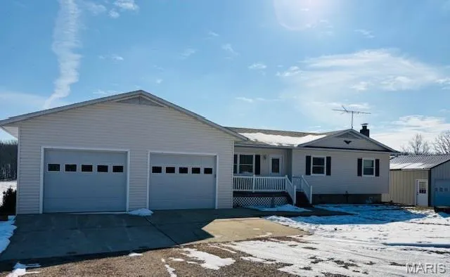 $749,900 | 207 Center Point Road, Steelville, MO 65565