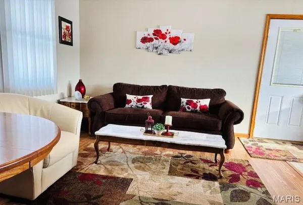 $743,900 | 207 Center Point Road, Steelville, MO 65565