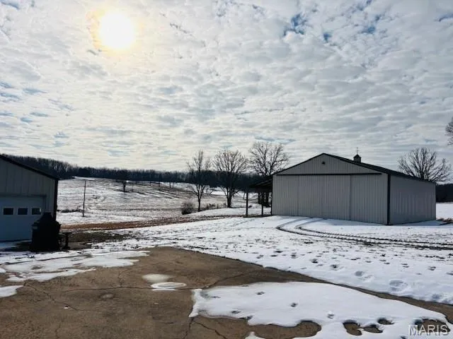 $749,900 | 207 Center Point Road, Steelville, MO 65565