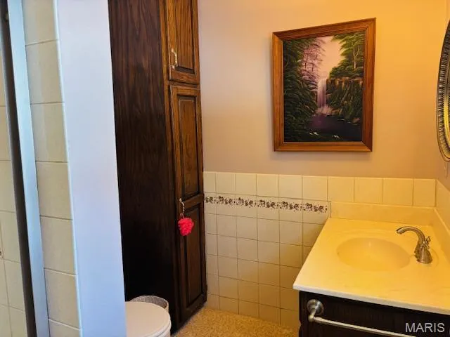 $749,900 | 207 Center Point Road, Steelville, MO 65565