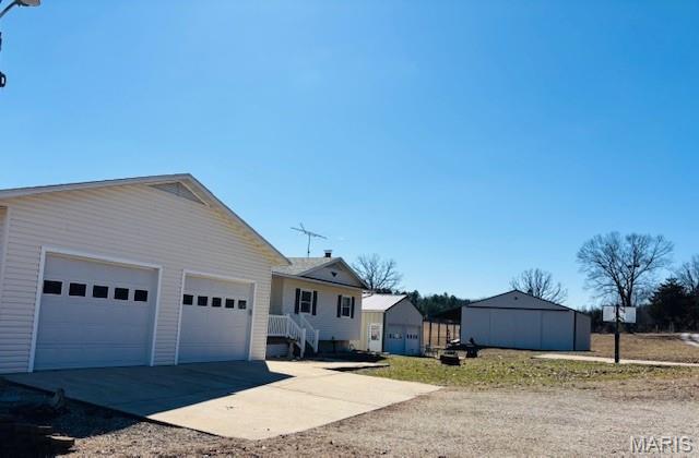 207 Center Point Road Steelville, MO 65565 - Photo 9 of 92