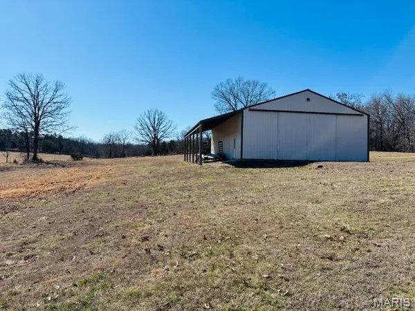 $743,900 | 207 Center Point Road, Steelville, MO 65565