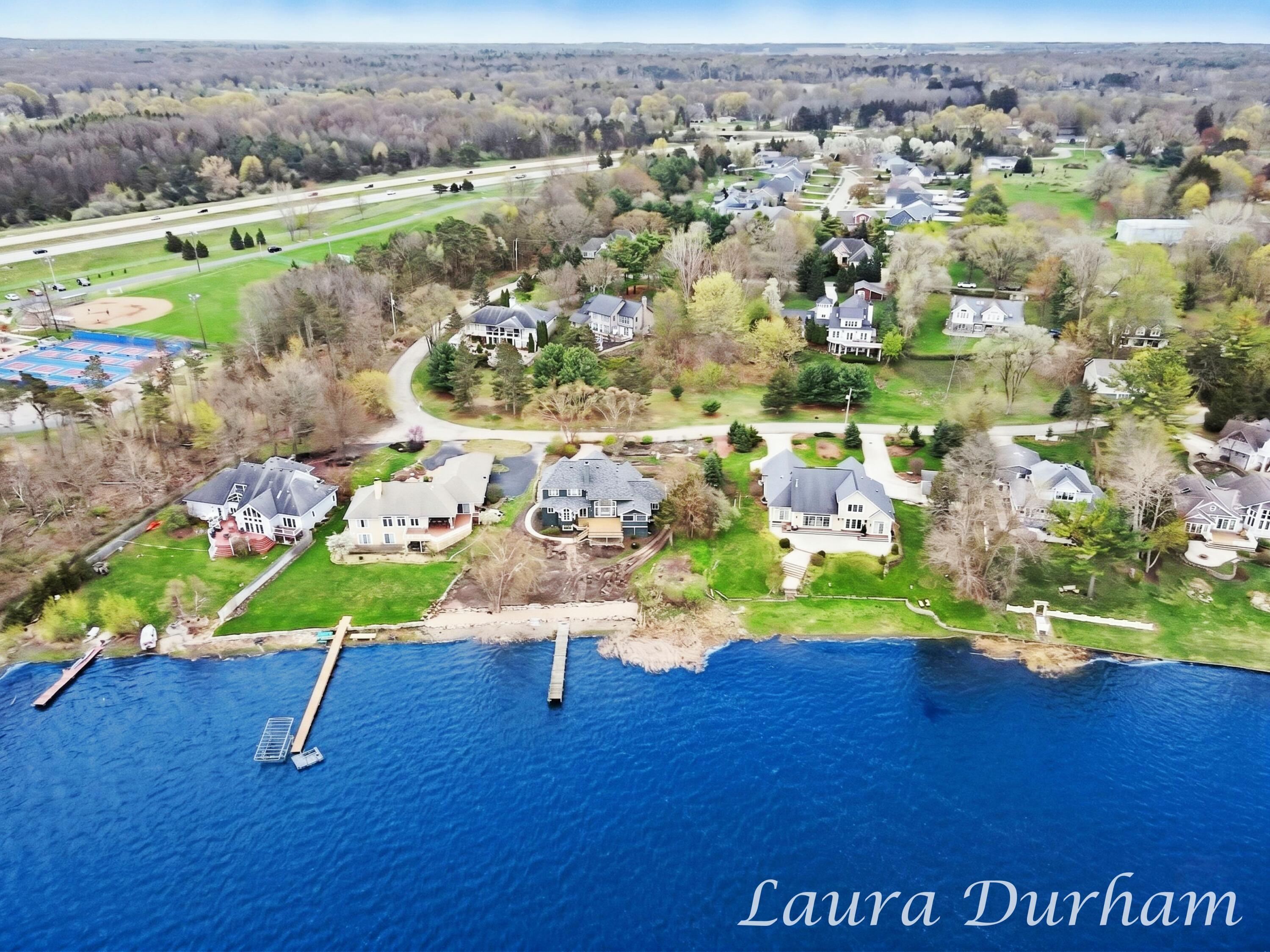 289 Crest Douglas, MI 49406 - Photo 9 of 17 LJD025_durham-1_261