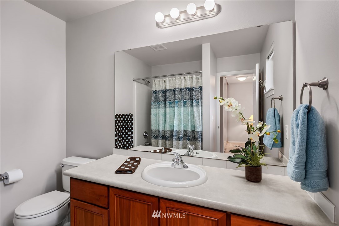 4775 Shattuck Avenue South, Unit D103 Renton, WA 98055 - Photo 12 of 25 Gallery Image 12