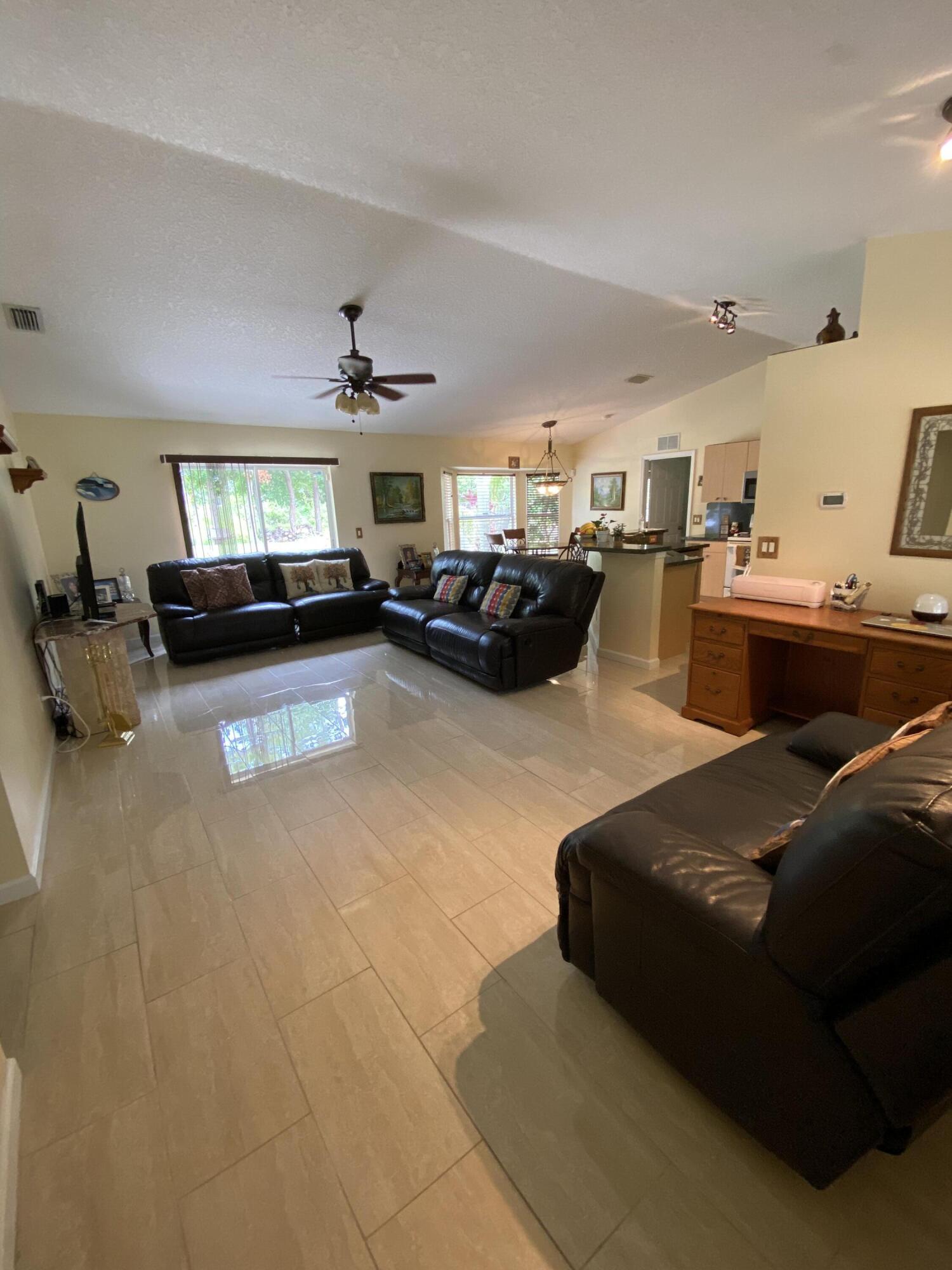 501 Northwest Selvitz Road Port St. Lucie, FL 34983 - Photo 11 of 41 IMG_0798