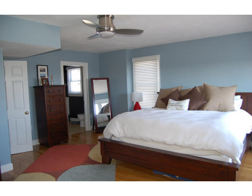 9 Crestview Road, Unit 9 Boston, MA 02131 - Photo 11 of 19 Gallery Image 11