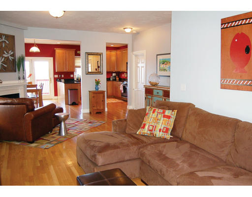 9 Crestview Road, Unit 9 Boston, MA 02131 - Photo 8 of 19 Gallery Image 8