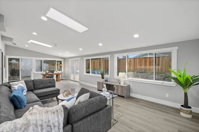 $1,050,000 | 5150 Brookside Lane, Concord, CA 94521