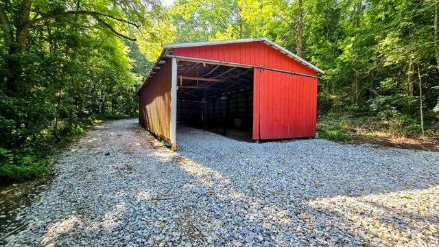 $679,900 | 6400 East Prong, Madison, IN 47250