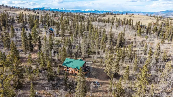a bathroom with a shower curtain