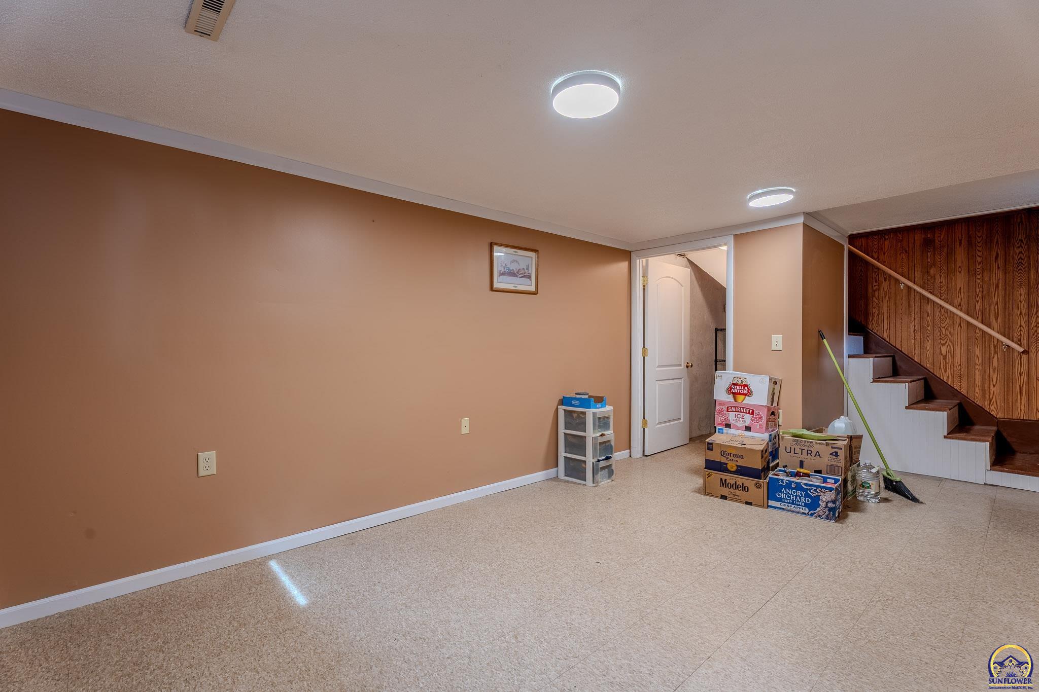 7855 Onaga Road Belvue, KS 66407 - Photo 21 of 33 Gallery Image 21
