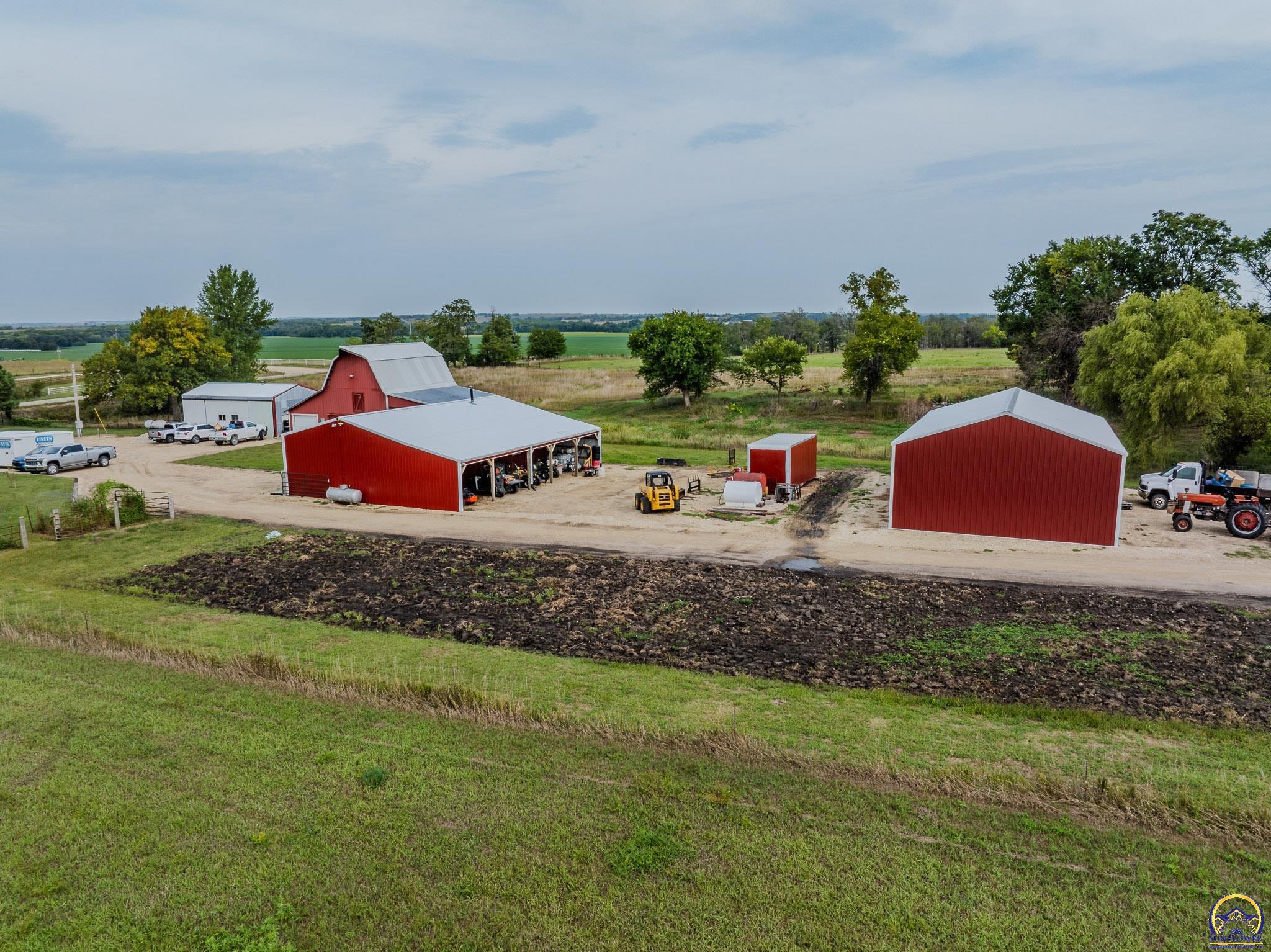 7855 Onaga Road Belvue, KS 66407 - Photo 3 of 33 Gallery Image 3