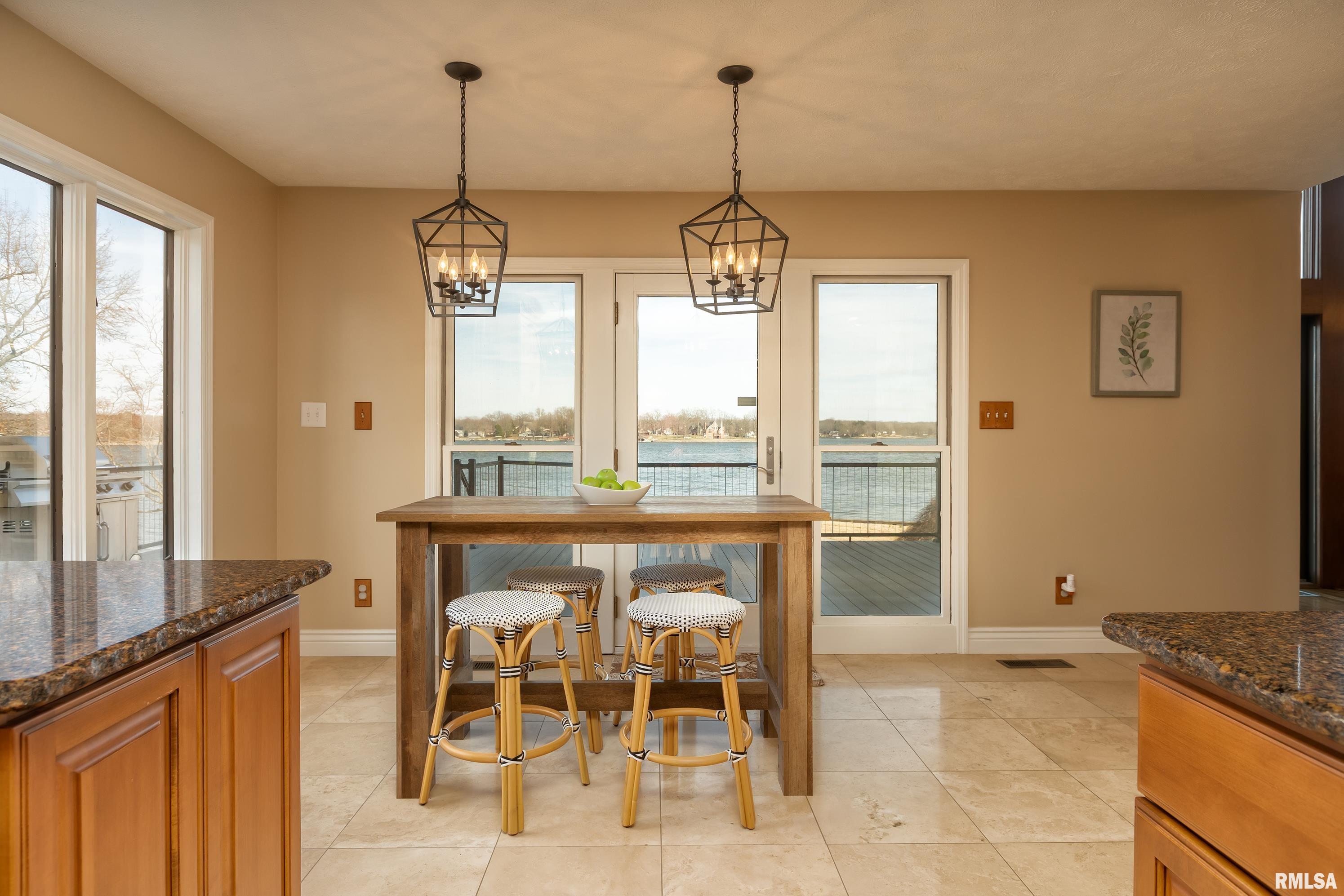 1392 Howard Road Marion, IL 62959 - Photo 22 of 47 Gallery Image 22