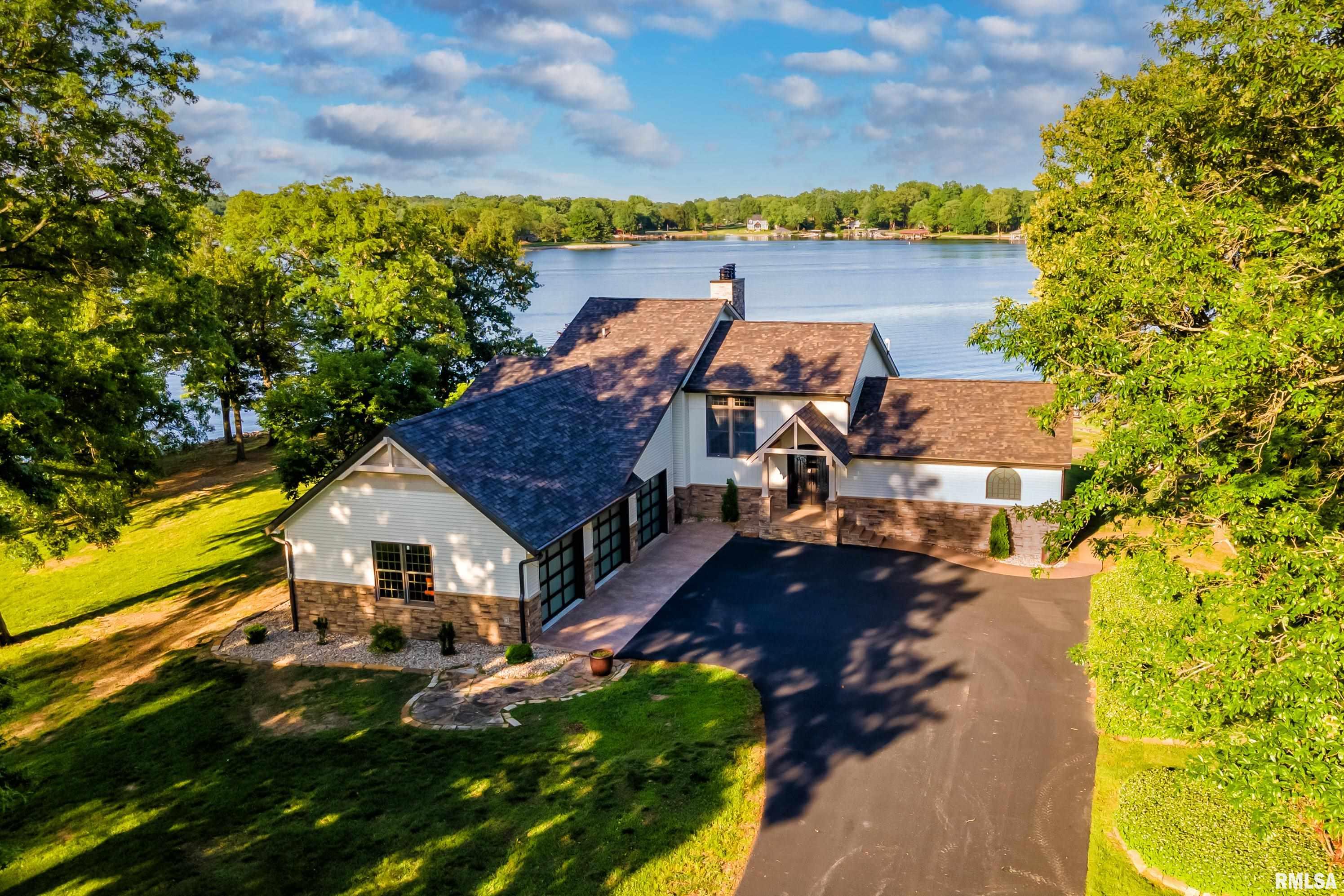 1392 Howard Road Marion, IL 62959 - Photo 4 of 47 Gallery Image 4