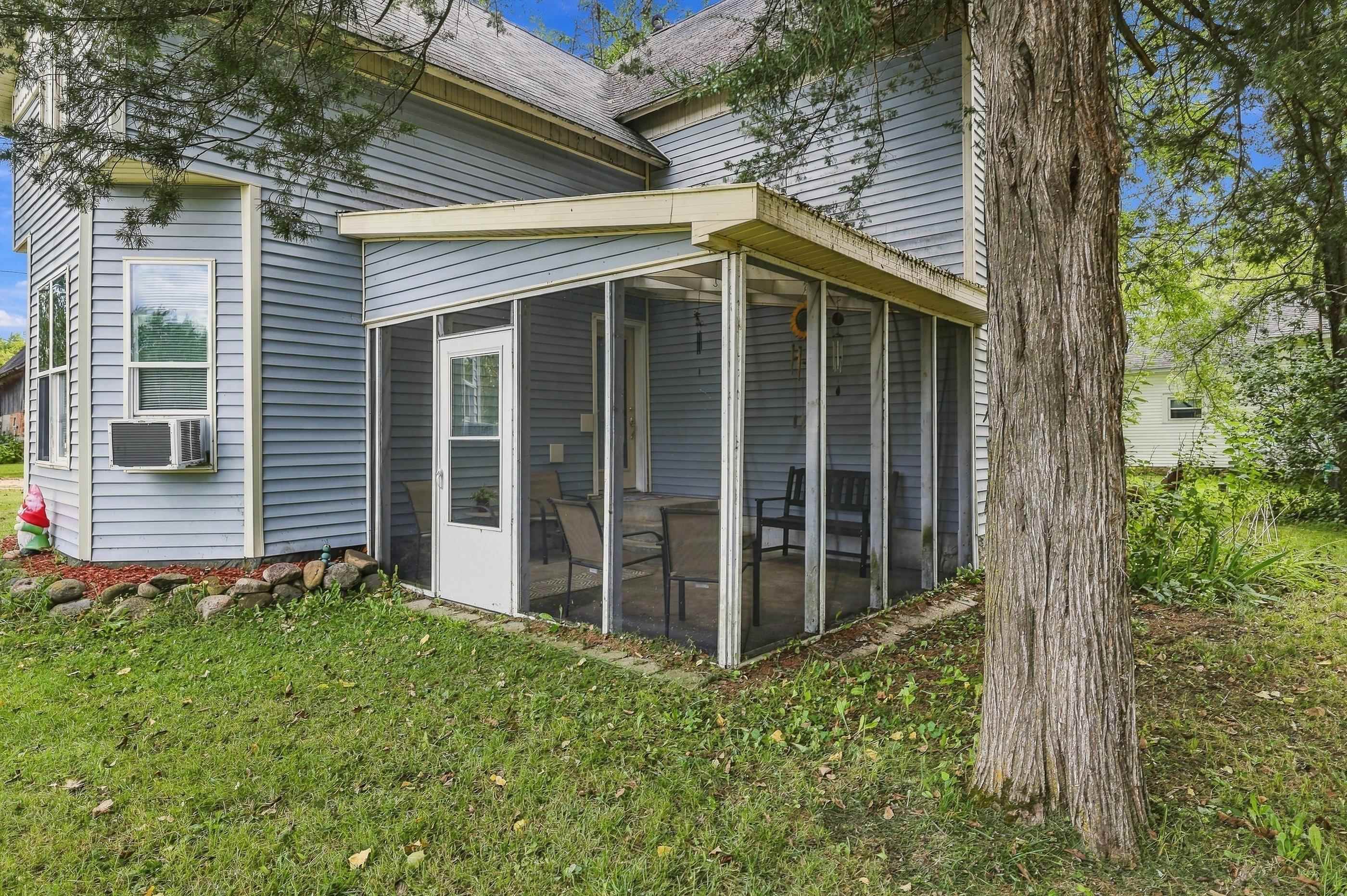 95 County Rd J Almond, WI 54909 - Photo 2 of 36 Gallery Image 2