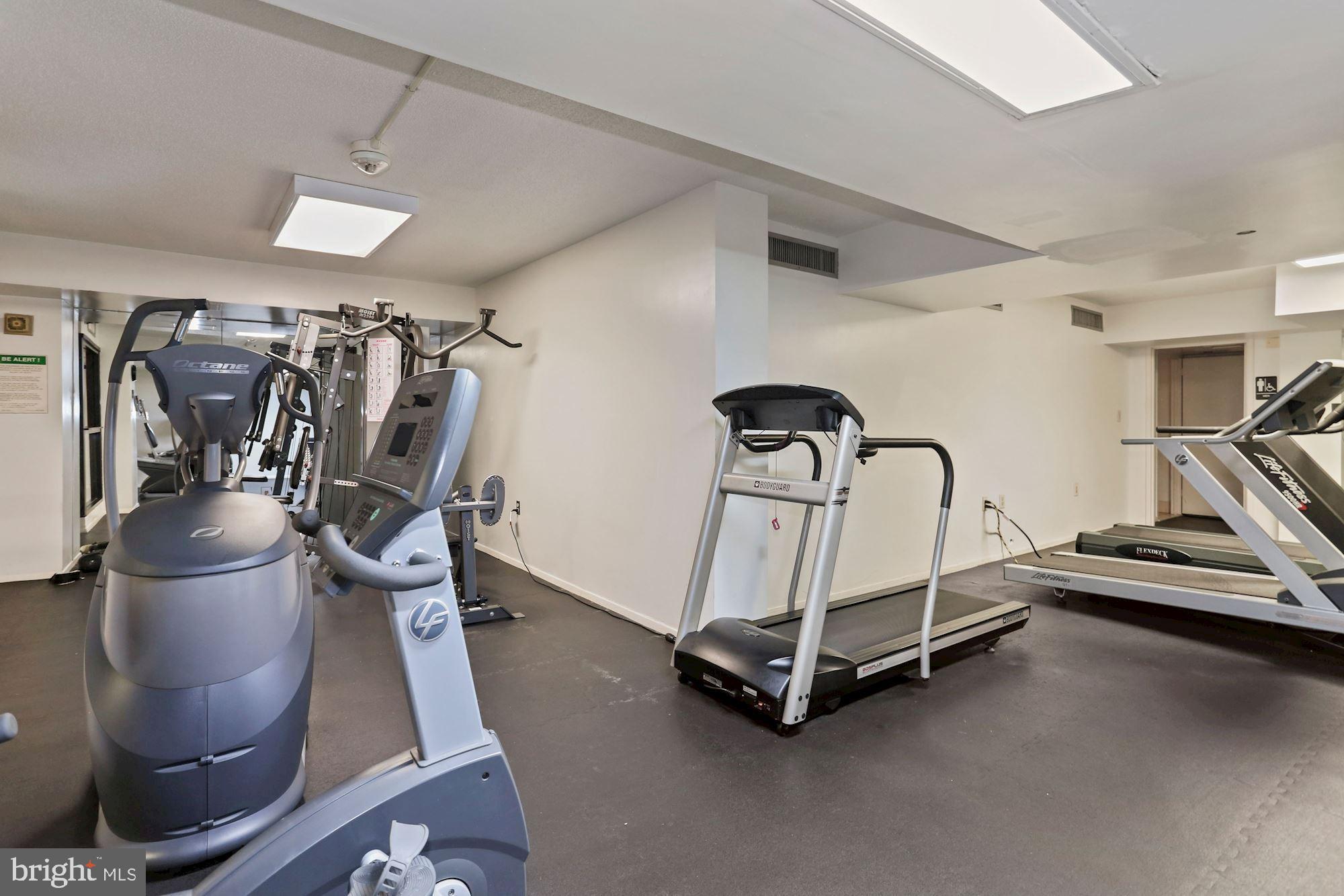 1808 Old Meadow Road, Unit 408 McLean, VA 22102 - Photo 28 of 35