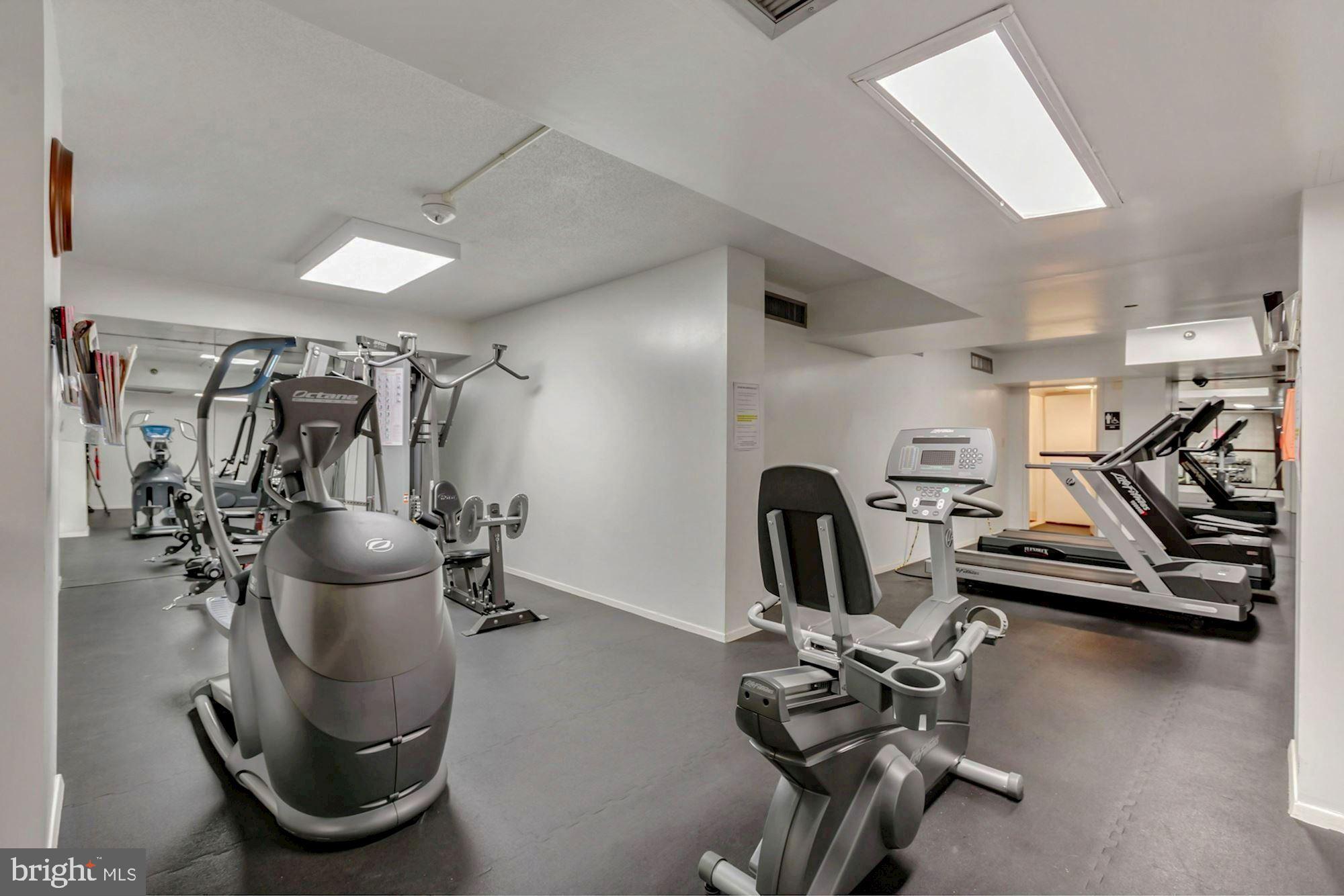 1808 Old Meadow Road, Unit 408 McLean, VA 22102 - Photo 29 of 35