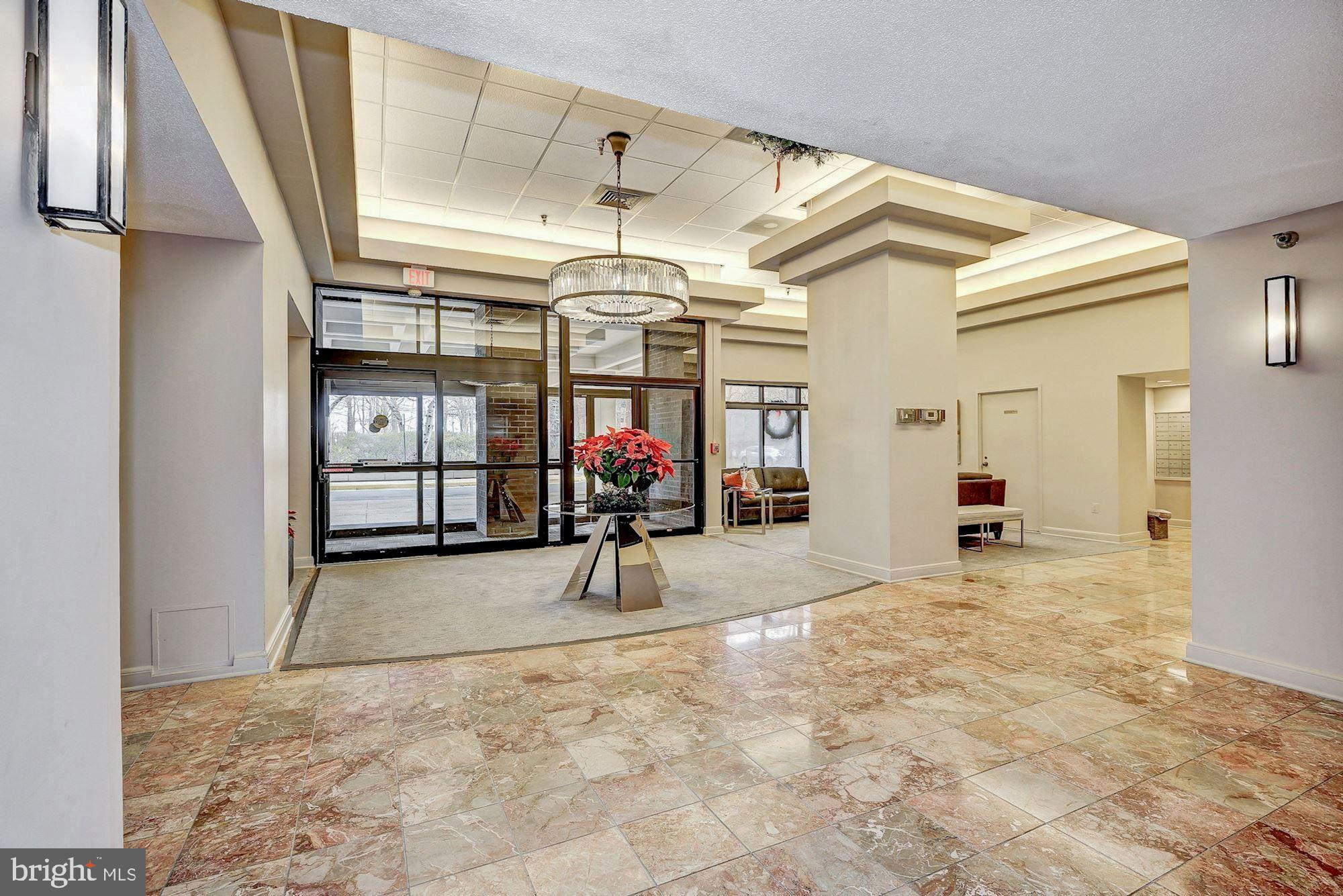 1808 Old Meadow Road, Unit 408 McLean, VA 22102 - Photo 3 of 35