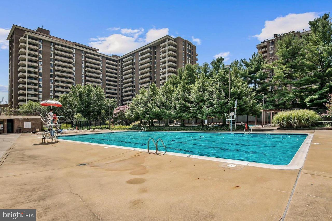 1808 Old Meadow Road, Unit 408 McLean, VA 22102 - Photo 33 of 35