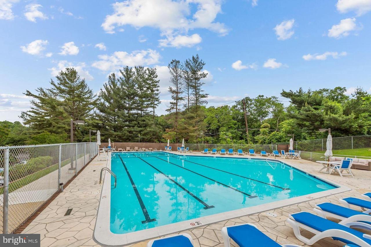 1808 Old Meadow Road, Unit 408 McLean, VA 22102 - Photo 34 of 35