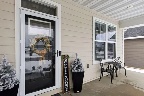 $625,000 | 10250 Arrowwood Trail, Woodbury, MN 55129