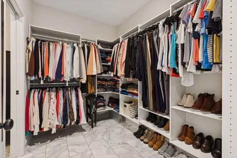 $625,000 | 10250 Arrowwood Trail, Woodbury, MN 55129