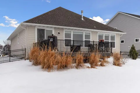 $625,000 | 10250 Arrowwood Trail, Woodbury, MN 55129