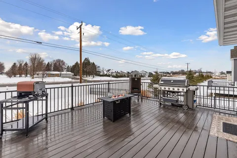 $625,000 | 10250 Arrowwood Trail, Woodbury, MN 55129