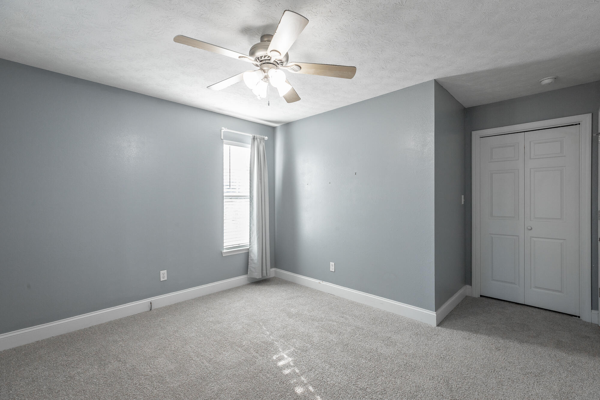 140 Clear Creek Road Flintstone, GA 30725 - Photo 29 of 44 140 Clear Creek Road Bedrooms HD-8913