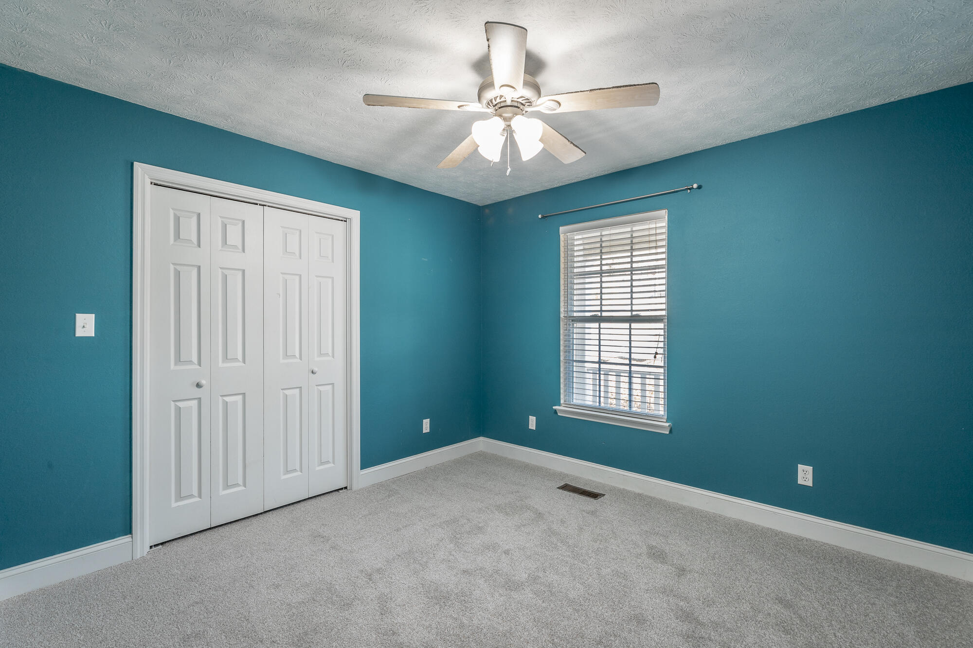 140 Clear Creek Road Flintstone, GA 30725 - Photo 33 of 44 140 Clear Creek Road Bedrooms HD-8899