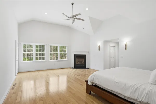 $2,195,000 | 3 Oak Knoll Road, Carlisle, MA 01741